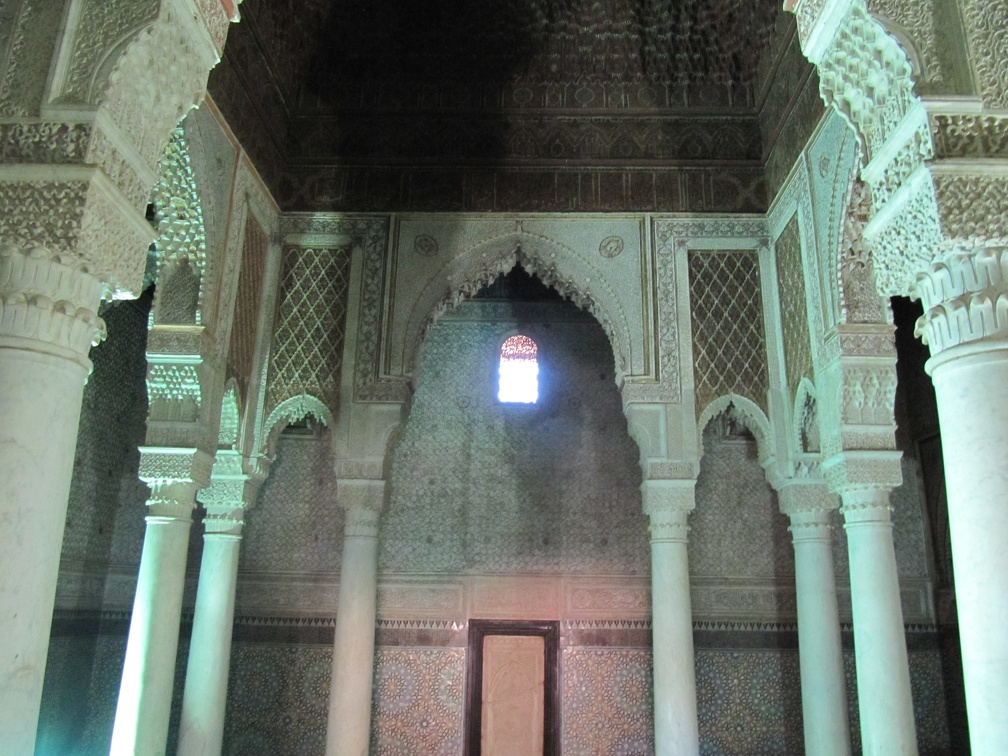 Marrakech - Saadi Tombs - main chamber